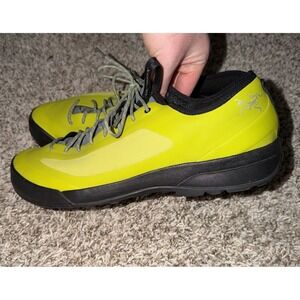 Arc'teryx Acrux SL GTX Approach Goretex Hiking Shoes Yellow Black Men's 10.5